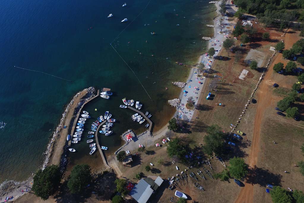 Aquarius fast food Poreč beach bar air